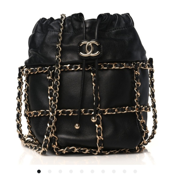 CHANEL Bag, black and gold chain. AUTHENTIC! - Picture 7 of 9